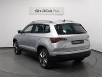Usado Skoda Karoq 150 CV (110 kW) 2024 Gris plata SUV