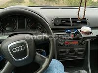 Usado Audi A4 140 CV (102 kW) 2005 Gris / plata Berlina