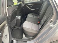 Usado Hyundai i30 GLS 110 CV (80 kW) 2013 Gris
