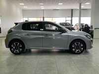 Usado Peugeot 208 Allure 100 CV (73 kW) 2025 Gris / plata Utilitario