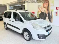Käytetty Citroën Berlingo Shine 102 HP (75 kW) 2018 Valkoinen Tila-auto