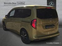Usado Mercedes T180 116 CV (85 kW) 2025 Amarillo Monovolumen