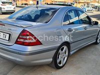 Usado Mercedes C320 Elegance 224 CV (164 kW) 2005 Gris / plata Berlina
