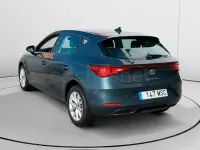Usado Seat Leon Style 110 CV (80 kW) 2024 Azul Berlina