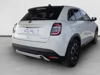 Usado Fiat 600 La Prima 136 CV (100 kW) 2025 Blanco SUV