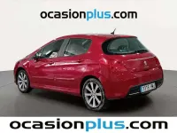 Usado Peugeot 308 Allure 156 CV (114 kW) 2012 Rojo Utilitario