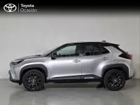 Usado Toyota Yaris Cross 116 CV (85 kW) 2022 Gris / plata SUV