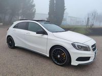 Usado Mercedes A180 AMG line 122 CV (89 kW) 2015 Blanco Utilitario