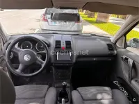 Usado VW Polo 60 CV (44 kW) 2000 Gris / plata Berlina