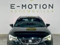 Usado Seat Leon FR 150 CV (110 kW) 2019 Negro Familiar
