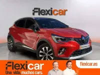 Usado Renault Captur Techno 91 CV (66 kW) 2024 Rojo SUV