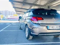 Usado Citroën C4 Live 110 CV (80 kW) 2017 Gris / plata Berlina