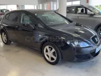 Usado Seat Leon Stylance 105 CV (77 kW) 2007 Negro Utilitario