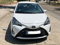 Usado Toyota Yaris Active 111 CV (81 kW) 2019 Blanco Berlina
