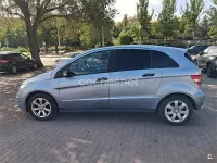 Usado Mercedes B150 95 CV (69 kW) 2009 Azul Monovolumen