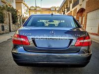 Usado Mercedes E220 Avantgarde 170 CV (125 kW) 2013 Azul Familiar