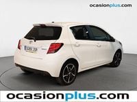Usado Toyota Yaris Active 99 CV (72 kW) 2016 Blanco Utilitario