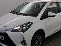 Usado Toyota Yaris Hybrid Active 100 CV (73 kW) 2020