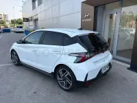 Usado Hyundai i20 N Line 79 CV (58 kW) 2025 Blanco Utilitario