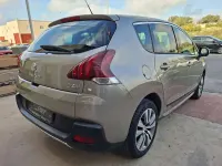 Usado Peugeot 3008 Style 120 CV (88 kW) 2015 Beige Familiar