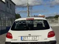 Usado Peugeot 206 70 CV (51 kW) 2003 Blanco Berlina