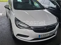 Usado Opel Astra Business 136 CV (100 kW) 2016 Blanco Berlina