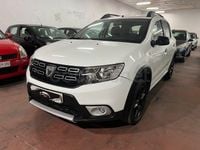 Begagnad Dacia Sandero Lauréate 90 HK (66 kW) 2018 Vit Sedan