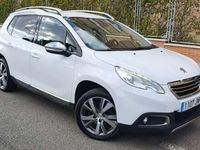 Usado Peugeot 2008 Allure 110 CV (80 kW) 2016 Blanco SUV
