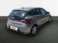Usado Hyundai i20 101 CV (74 kW) 2022 Gris Utilitario