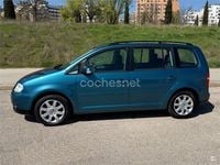 Usado VW Touran Highline 115 CV (84 kW) 2005 Azul Monovolumen