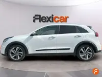 Usado Kia Niro 141 HP (103 kW) 2018 Branco SUV