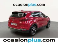 Usado Kia Sportage 136 CV (100 kW) 2021 Rojo SUV