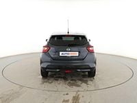 Usado Nissan Micra Tekna 90 CV (66 kW) 2017 Gris Utilitario