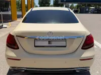 Usado Mercedes E200 150 CV (110 kW) 2018 Blanco Berlina