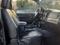 Usado Mitsubishi Montero 170 CV (125 kW) 2007 Negro SUV