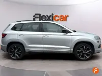 Usado Skoda Karoq Active 110 CV (80 kW) 2022 Gris SUV