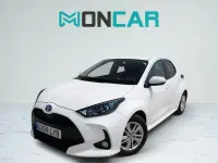 Usado Toyota Yaris Business Edition 116 CV (85 kW) 2022 Blanco Utilitario