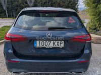 Usado Mercedes B200 136 HP (100 kW) 2019 Azul Monovolume