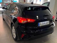 Usado Ford Focus Trend+ 125 CV (91 kW) 2019 Negro Utilitario