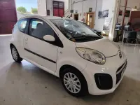 Usado Citroën C1 Seduction 68 CV (50 kW) 2014 Blanco Utilitario