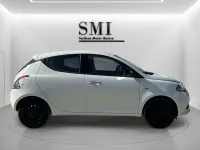 Usado Lancia Ypsilon Silver 69 CV (50 kW) 2022 Blanco Utilitario