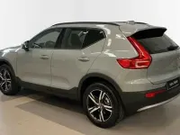 Nuevo Volvo XC40 2026 Gris SUV