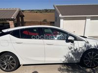 Usado Opel Astra Excellence 136 CV (100 kW) 2017 Blanco Berlina