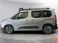 Usado Citroën Berlingo Shine 130 CV (95 kW) 2022 Gris Monovolumen