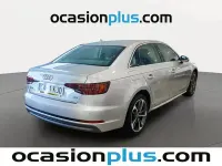 Usado Audi A4 S-Line 150 CV (110 kW) 2018 Gris / plata Berlina