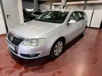 Usado VW Passat Individual 140 CV (102 kW) 2007 Gris / plata Familiar