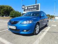Usado Mazda 3 Active 105 CV (77 kW) 2005 Beige Berlina