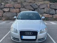 Usado Audi A4 S-Line 130 CV (95 kW) 2005 Gris / plata Berlina
