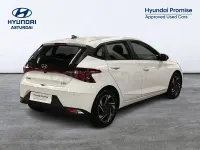 Usado Hyundai i20 84 CV (61 kW) 2023 Blanco Utilitario