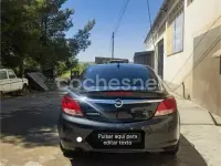 Usado Opel Insignia Cosmo 160 CV (117 kW) 2010 Negro Berlina
